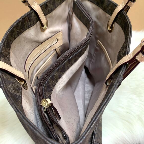 MICHAEL KORS Large Brown Pebbled Logo JET SET TRAVEL Pocket Tote - Picture 9 of 16